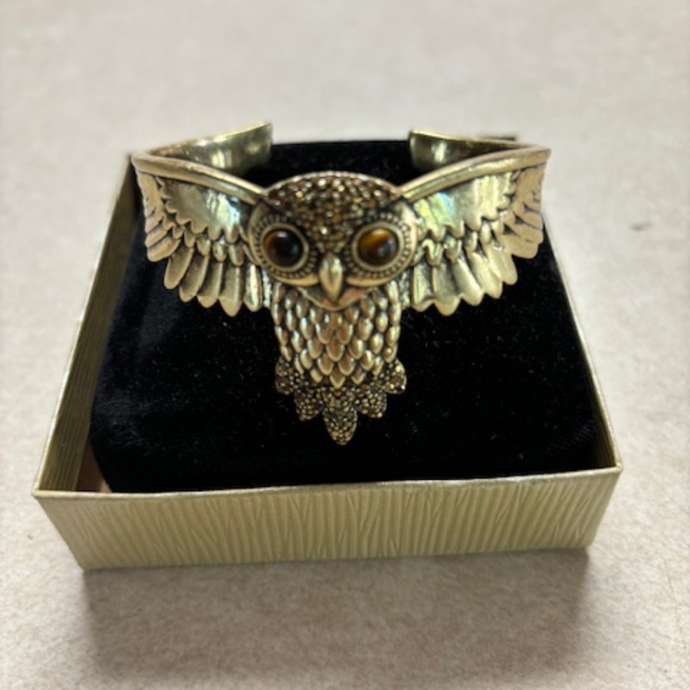 Lucky Brand Vintage Owl Cuff- Gold tone/Brass w/Tiger eye eyes stones& crystals - Picture 2 of 4
